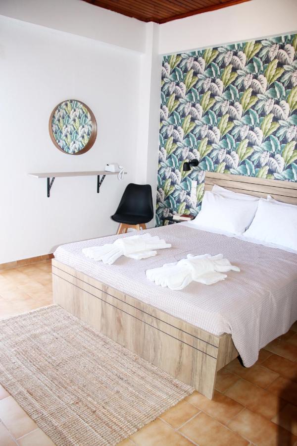 Bed and Breakfast Stalis Drops Экстерьер фото