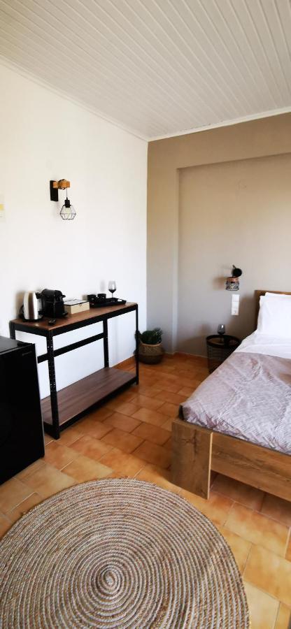 Bed and Breakfast Stalis Drops Экстерьер фото